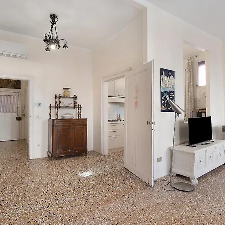 Biennale Near San Marco بيت للعطل البندقية